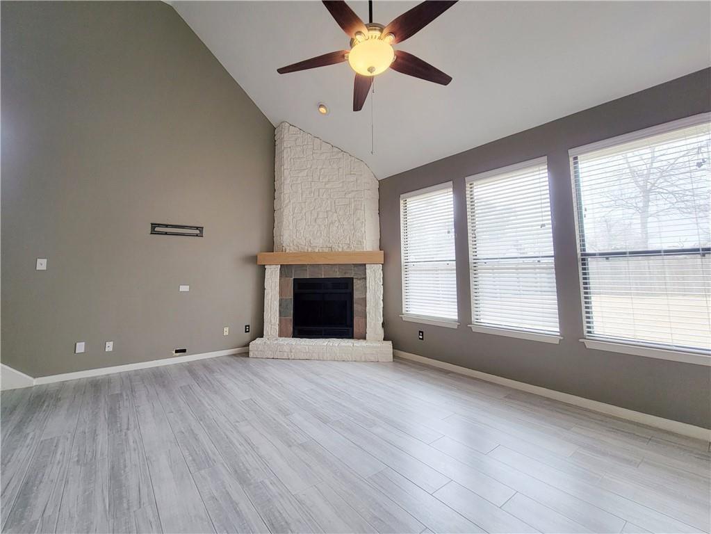 1411 River Oak Dr Property Photo 3