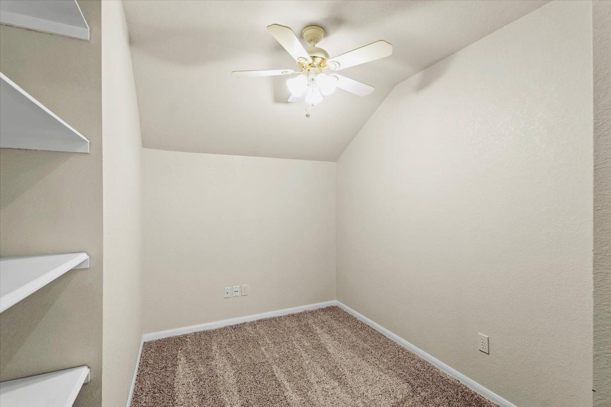 3112 Burks Ln Property Photo 17