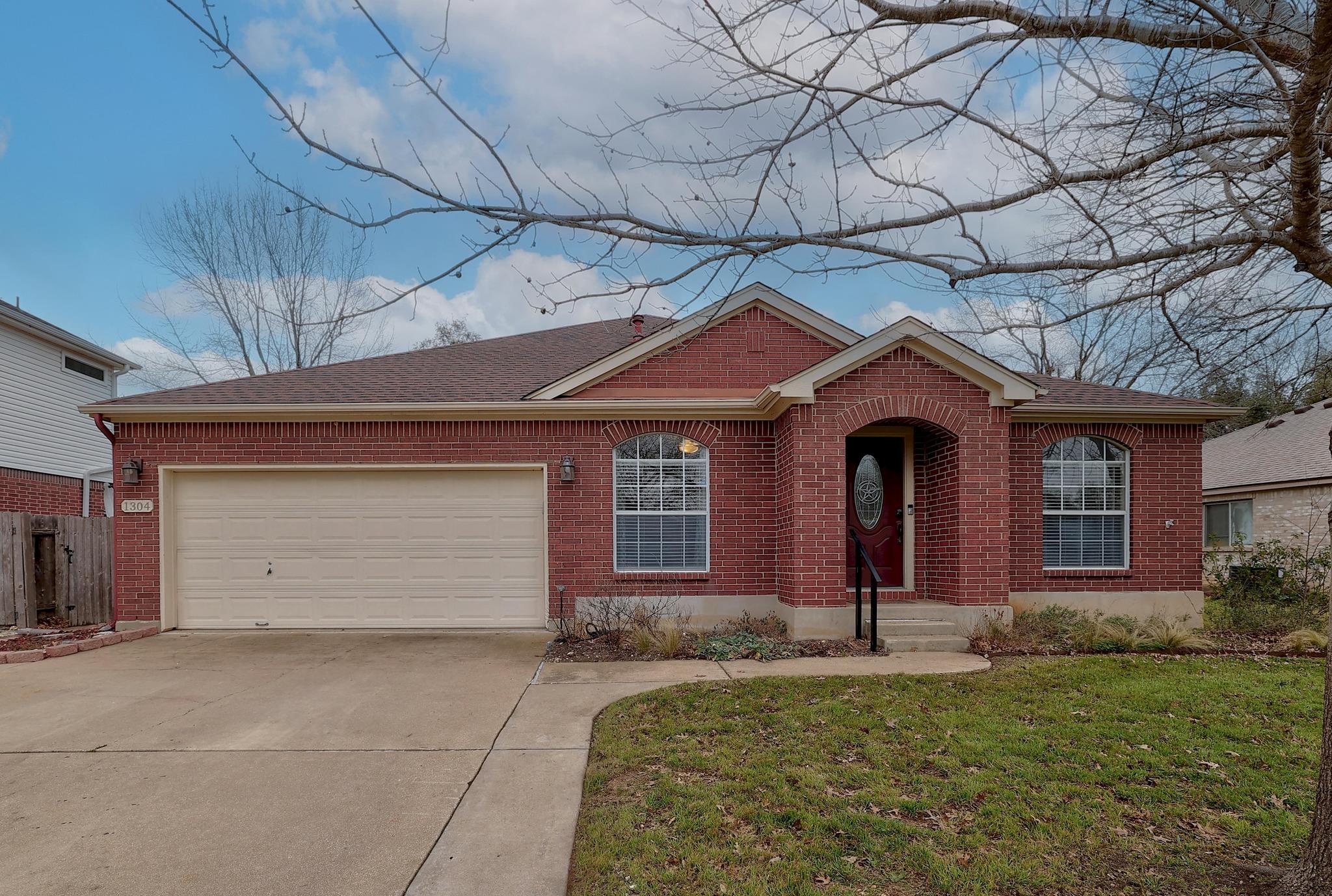 1304 Tremont Dr Property Photo