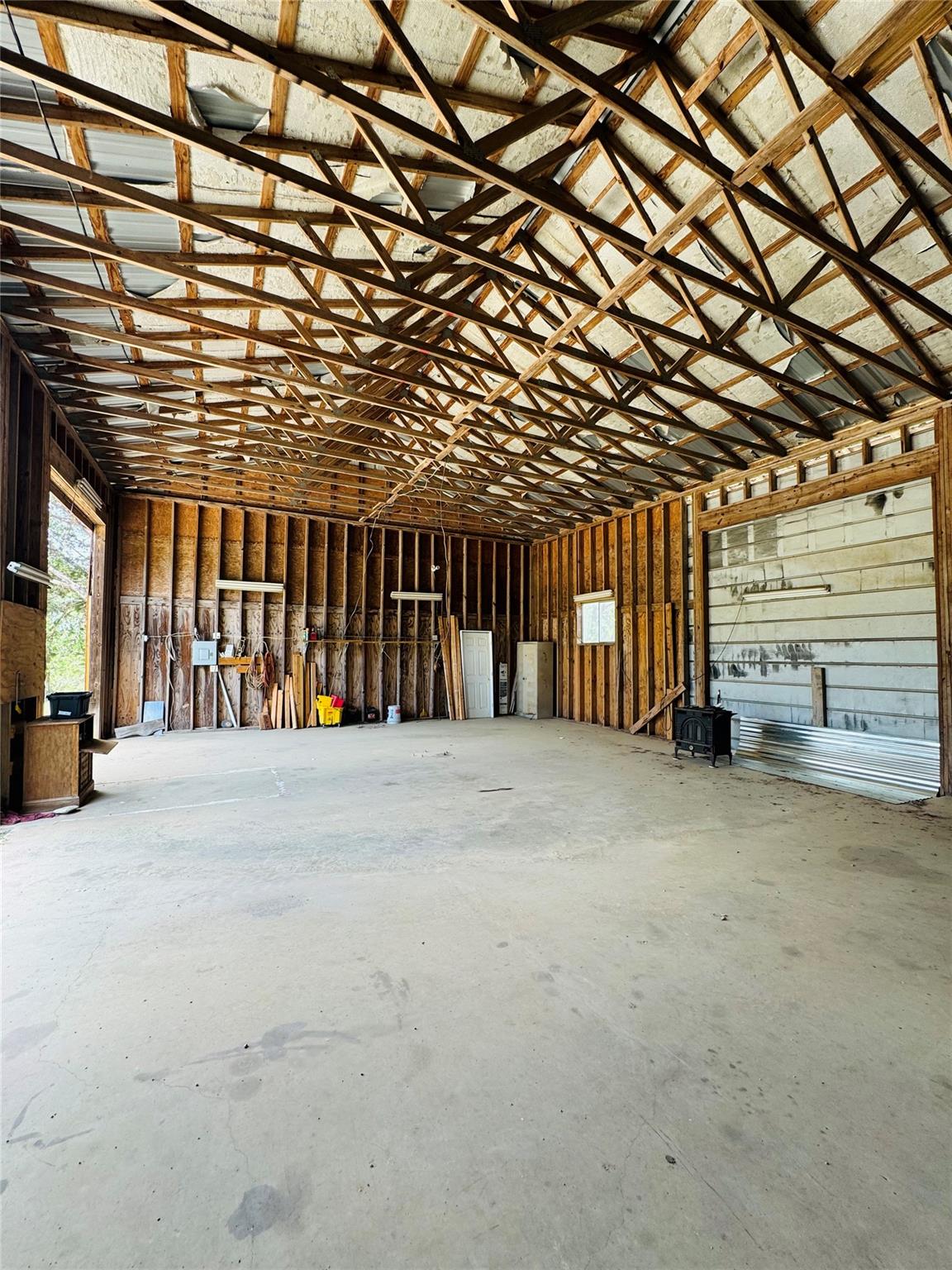 560 Longview Rd Property Photo 13