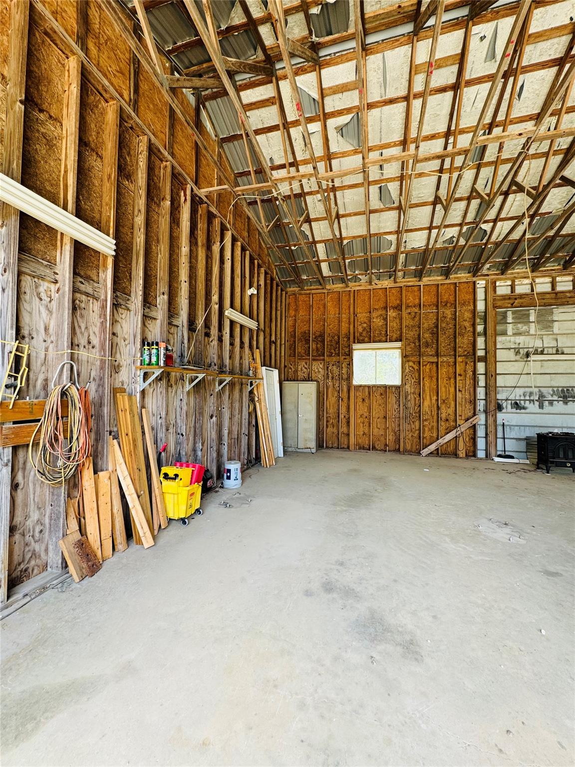 560 Longview Rd Property Photo 15