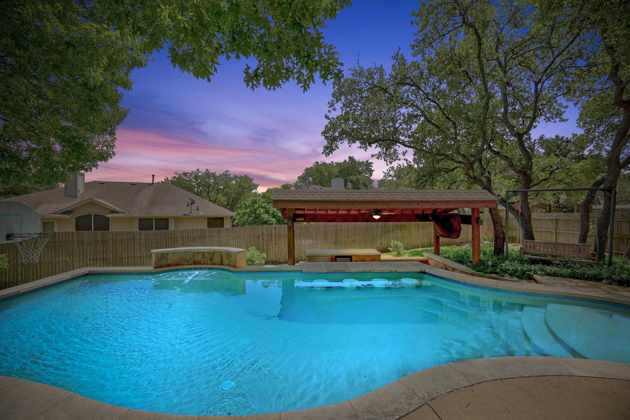 8909 Beatty Ct Property Photo 4