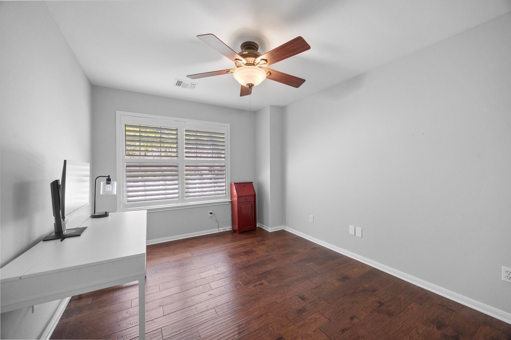 8909 Beatty Ct Property Photo 26