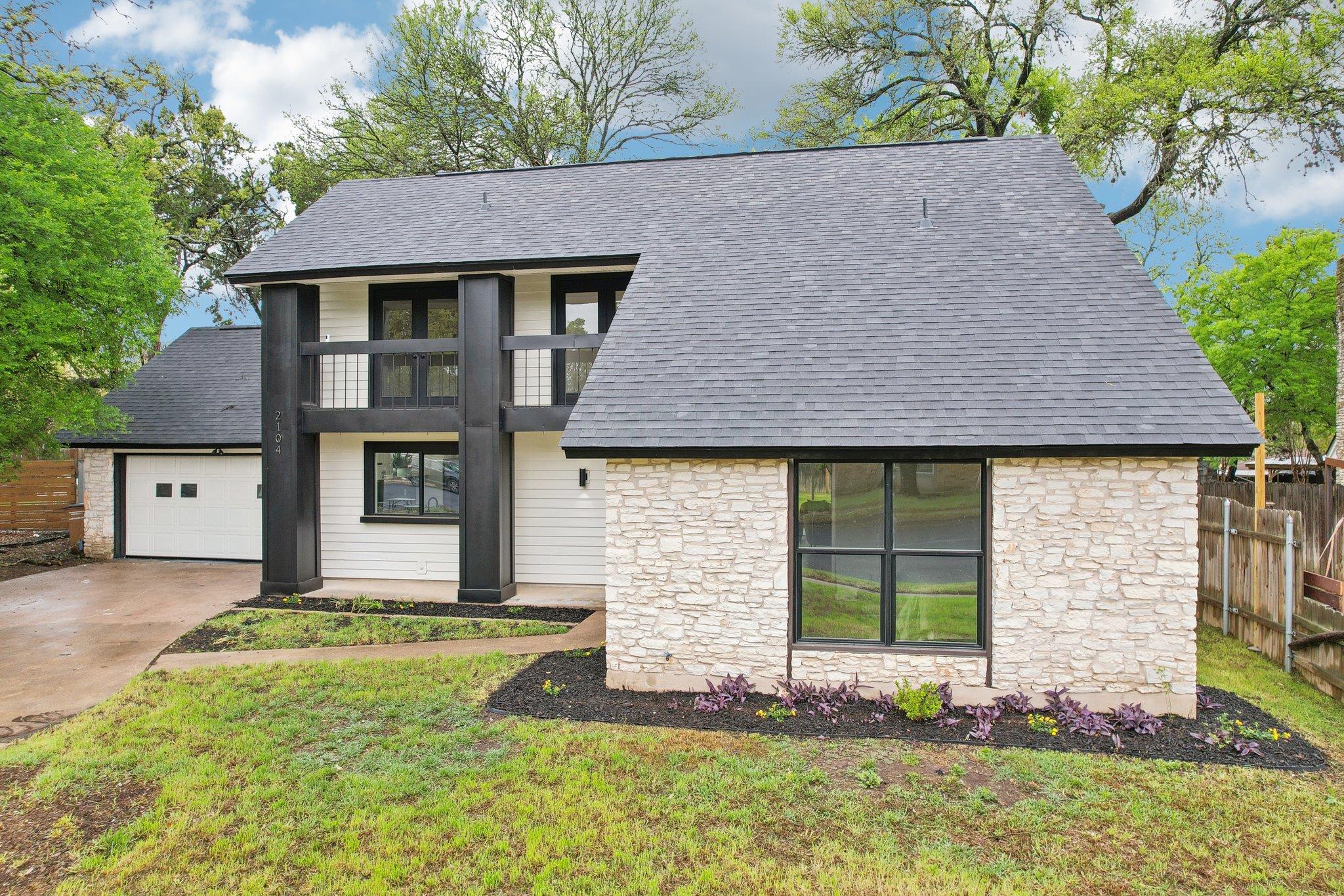2104 Malvern Hill Dr Property Photo 6