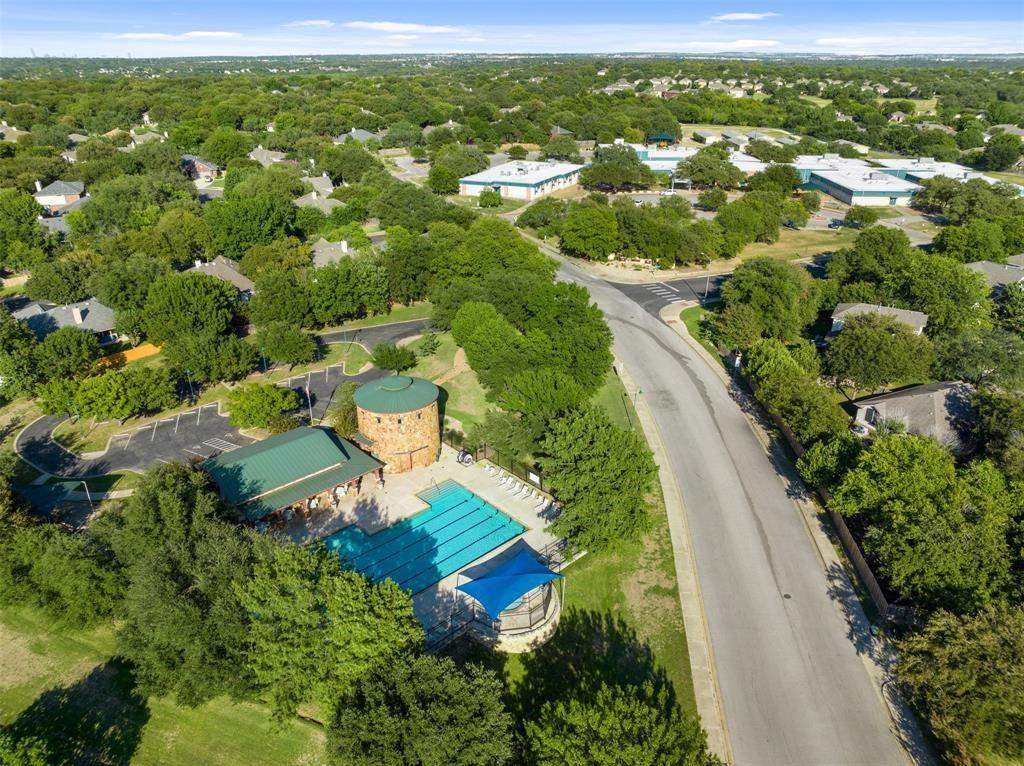 12014 Yarbrough Dr Property Photo 40