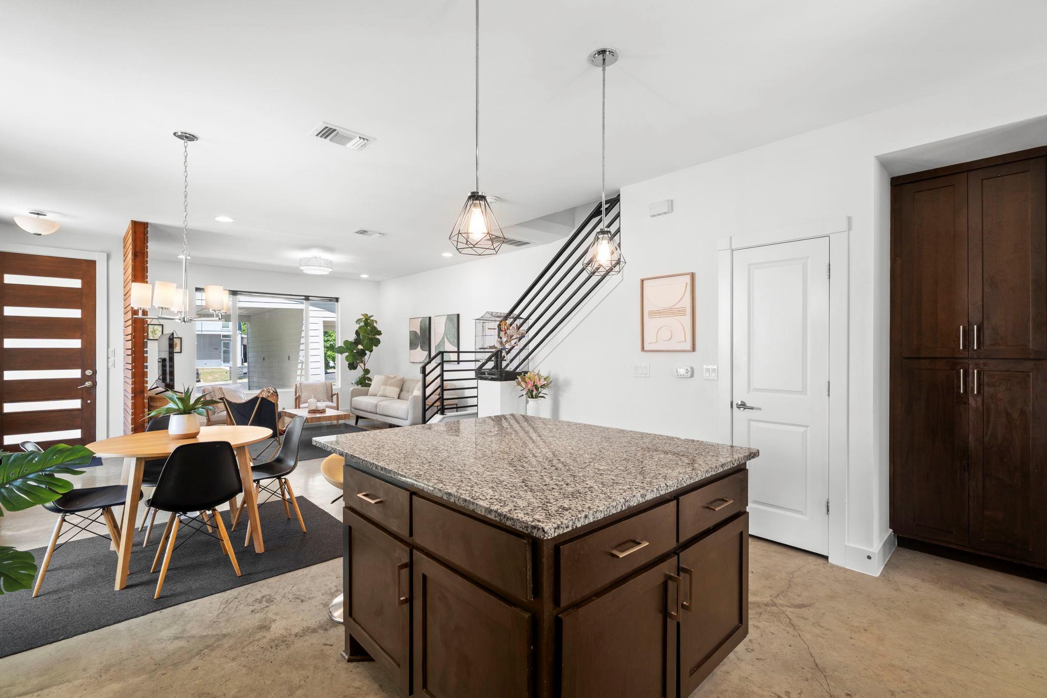 1705b Perez St Property Photo 10