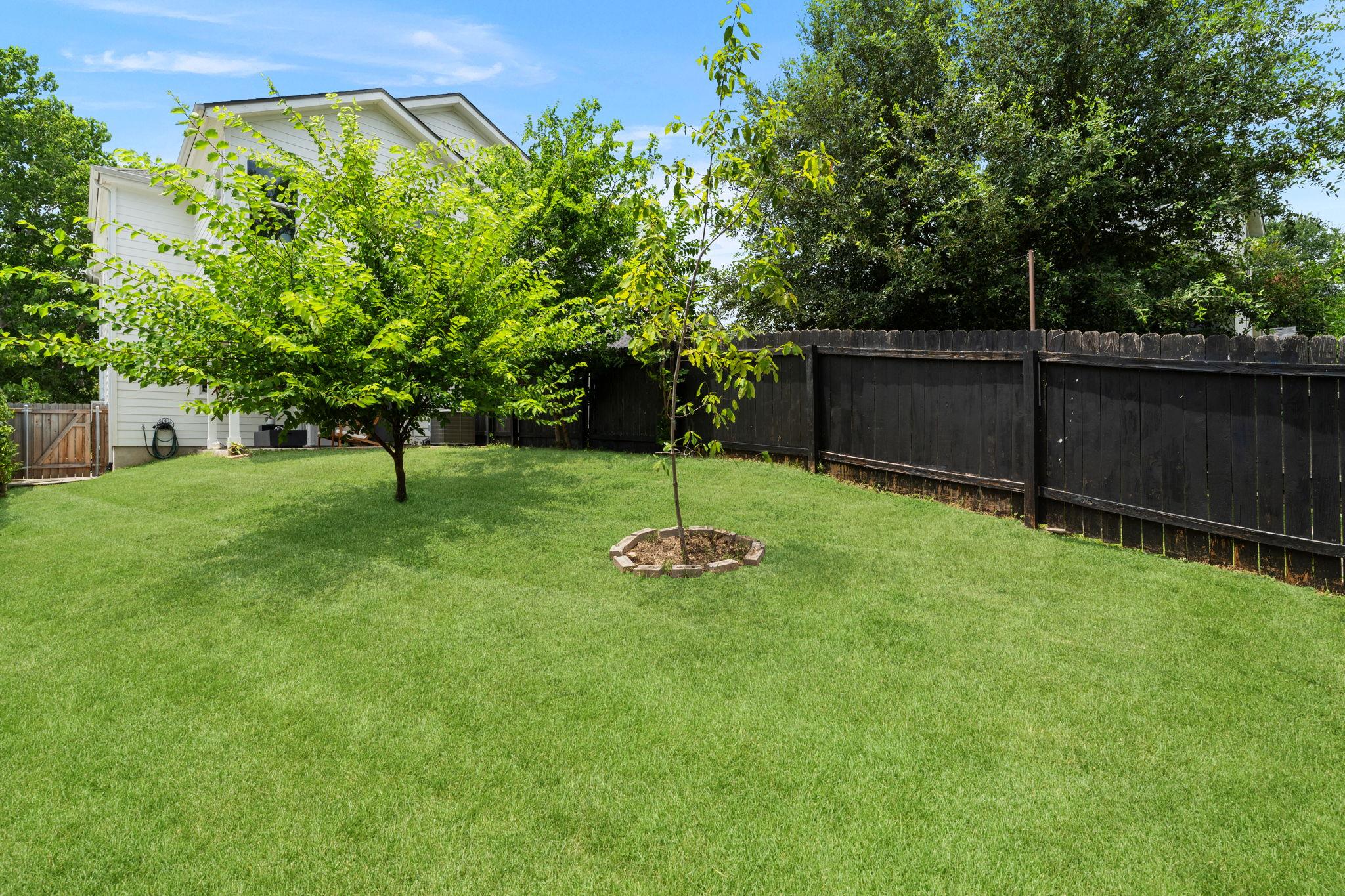 1705b Perez St Property Photo 26