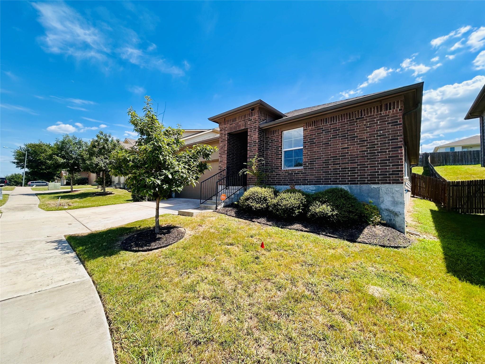 15205 Wideleaf Cv Property Photo 1