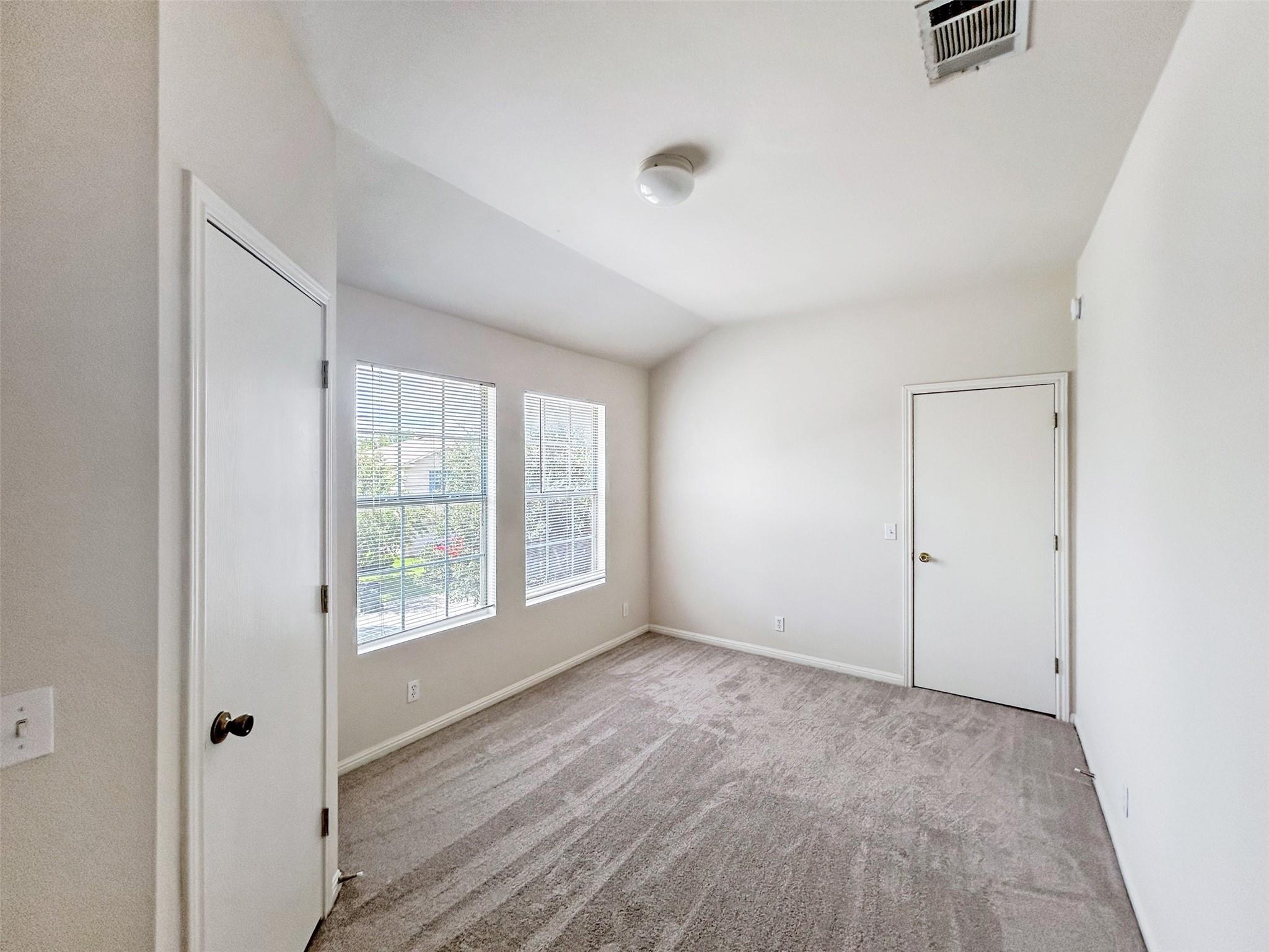 4712 Lake Champlain Ln Property Photo 21