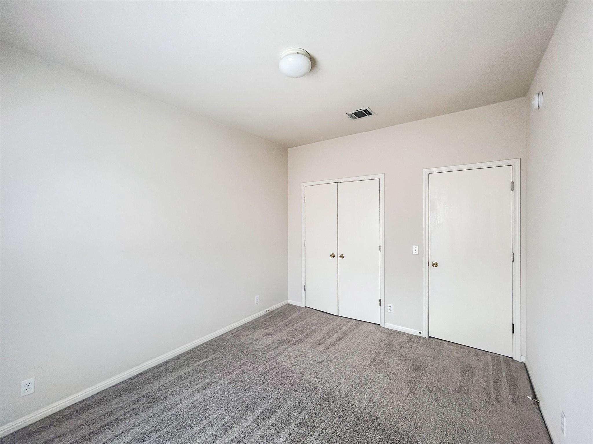 4712 Lake Champlain Ln Property Photo 23