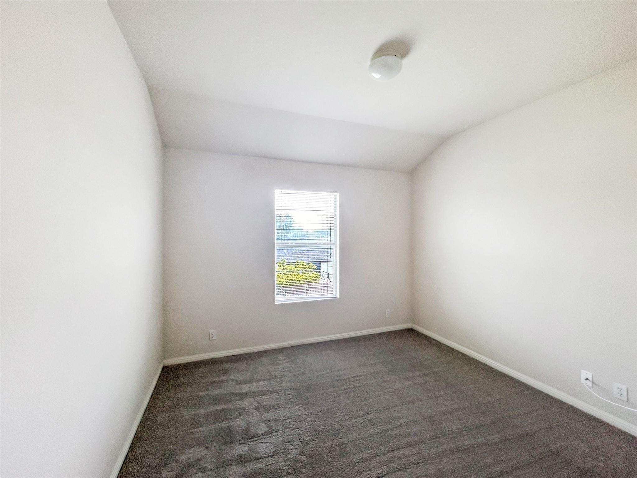 4712 Lake Champlain Ln Property Photo 24