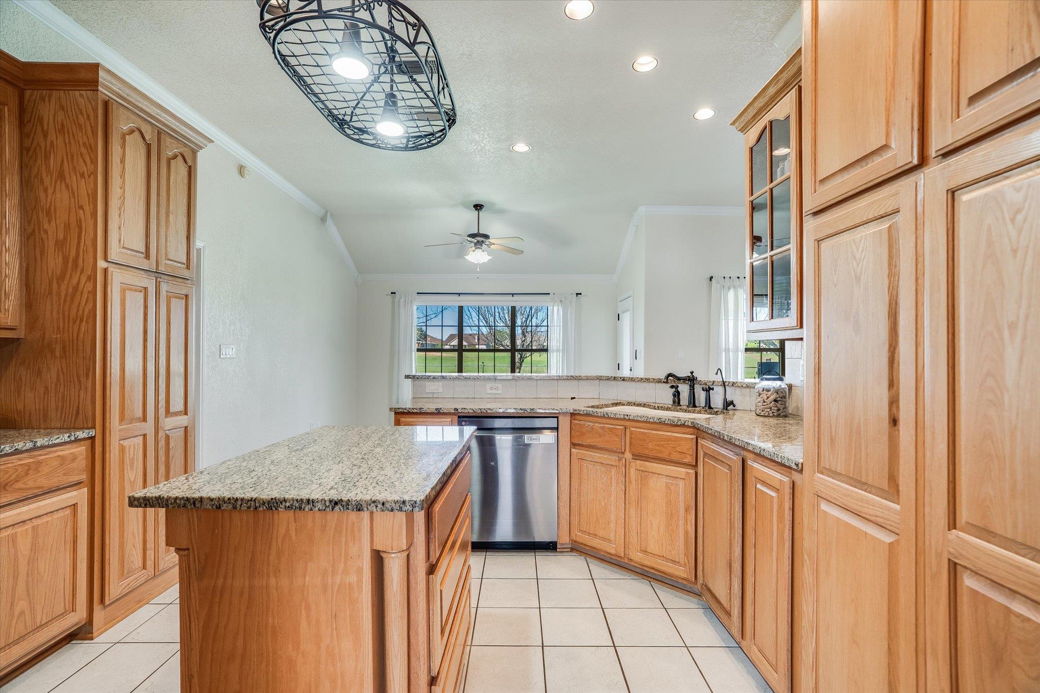 104 Firestone Pl Property Photo 6