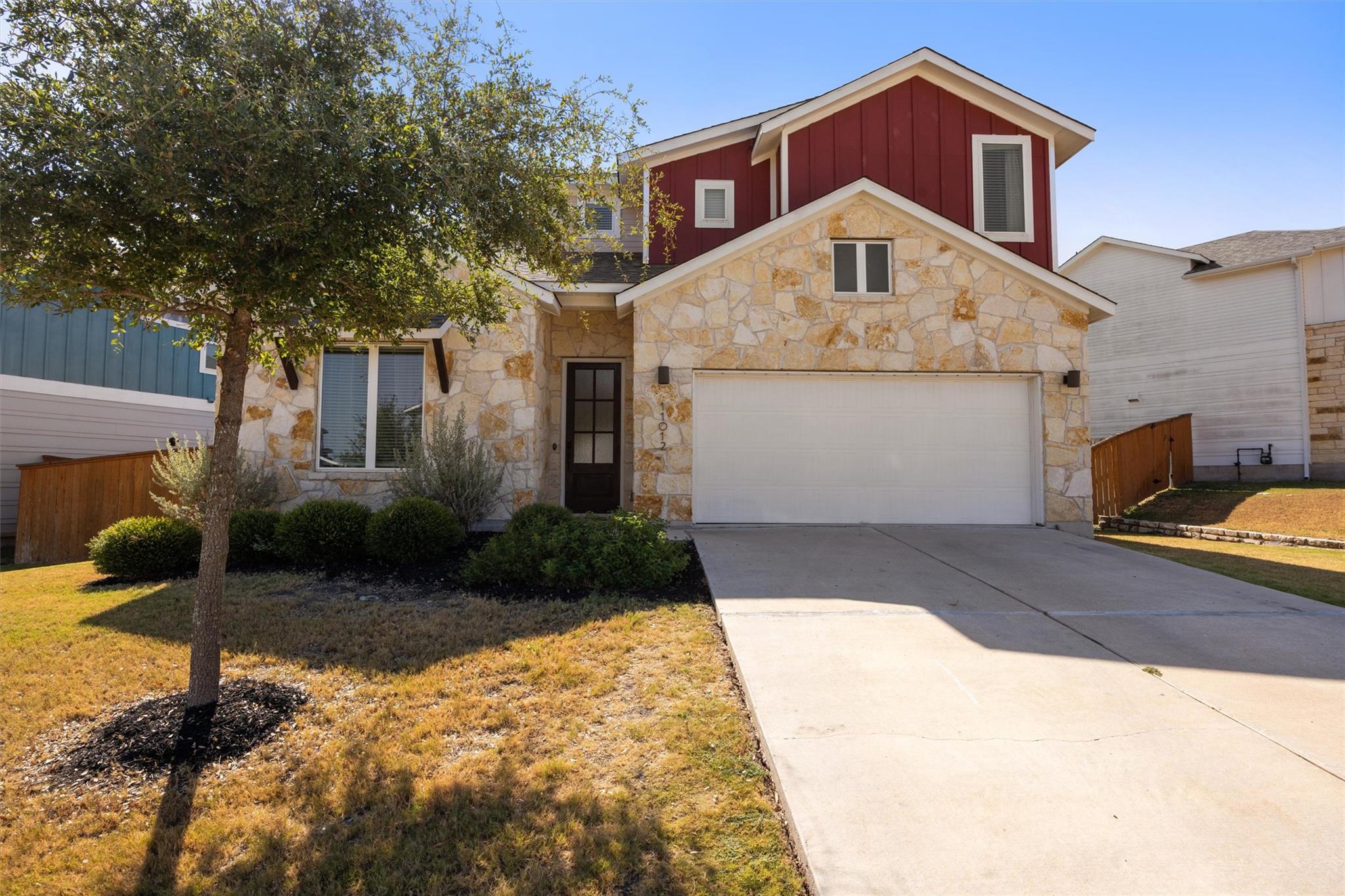 11012 American Mustang Loop Property Photo 1