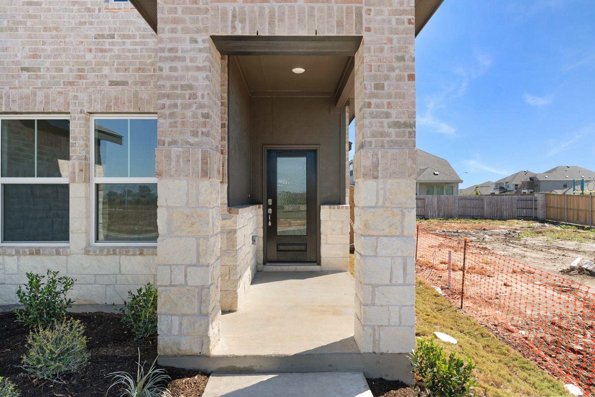 13709 Ryan Range Ln Property Photo 3