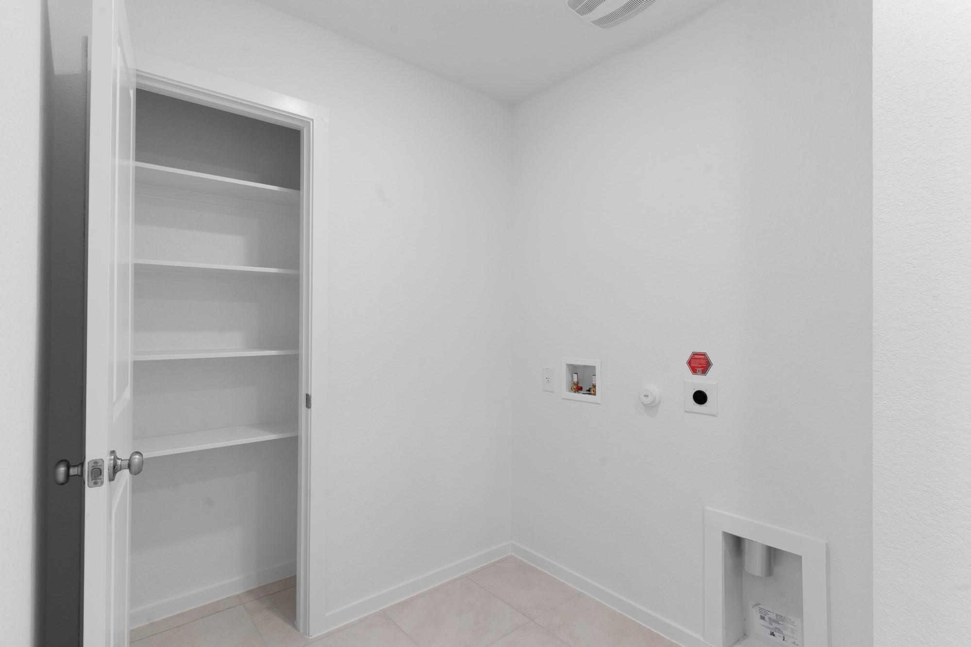 13709 Ryan Range Ln Property Photo 16