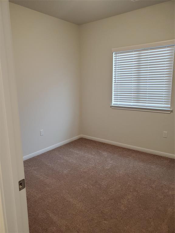 6404 Gunflint Dr Property Photo 8