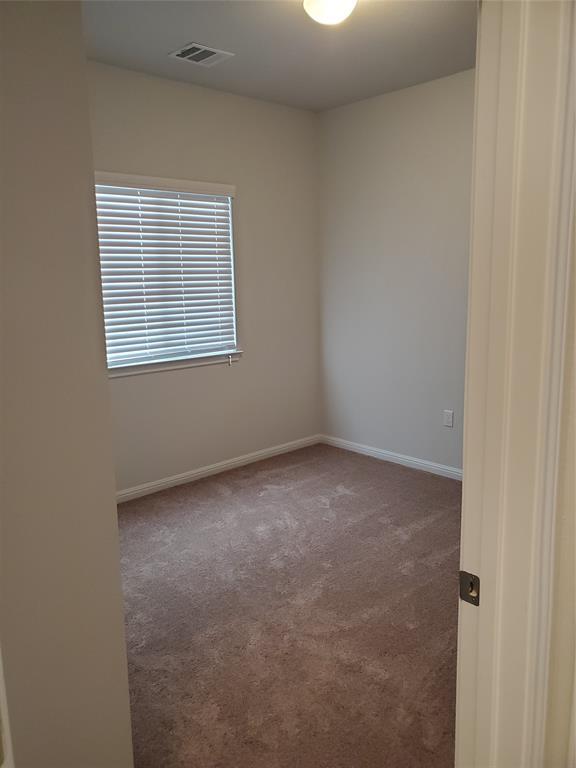 6404 Gunflint Dr Property Photo 9