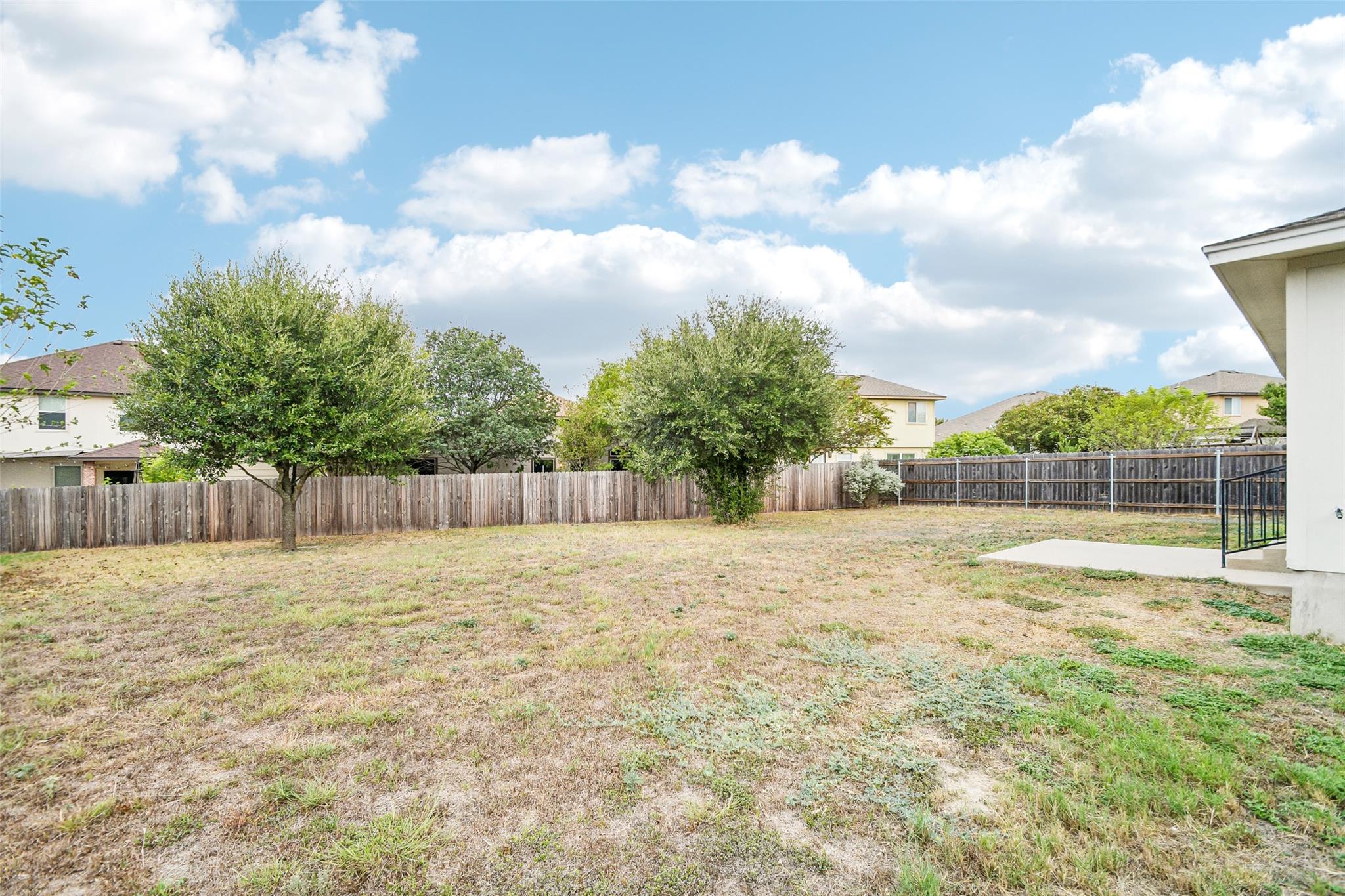 259 Coal Dr Property Photo 5