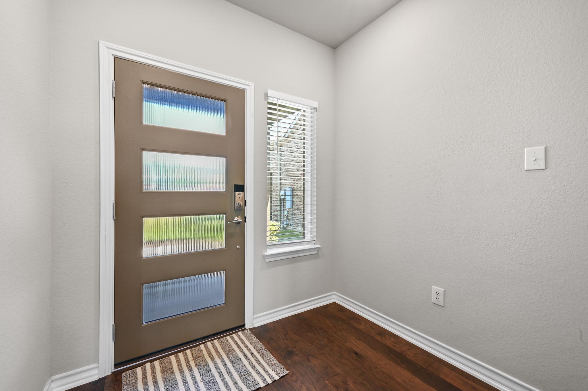 488 Pepperbark Loop Property Photo 5