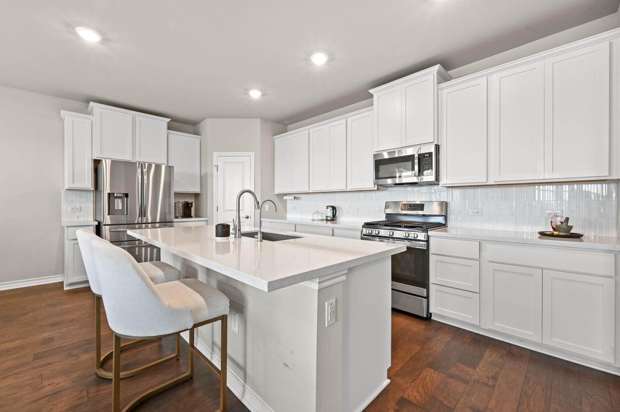 488 Pepperbark Loop Property Photo 12