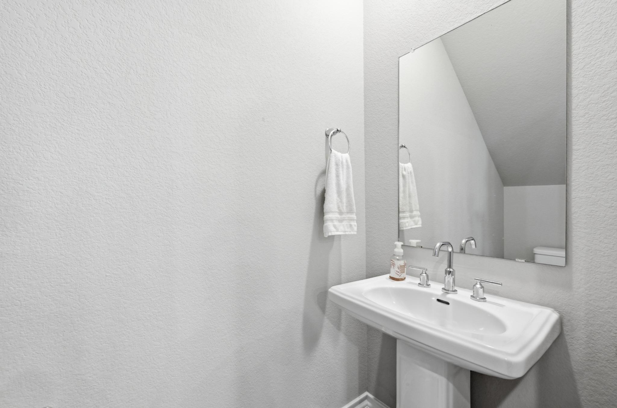 488 Pepperbark Loop Property Photo 15