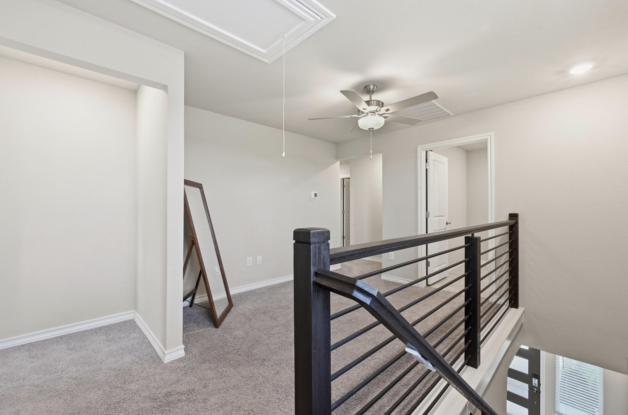 488 Pepperbark Loop Property Photo 16