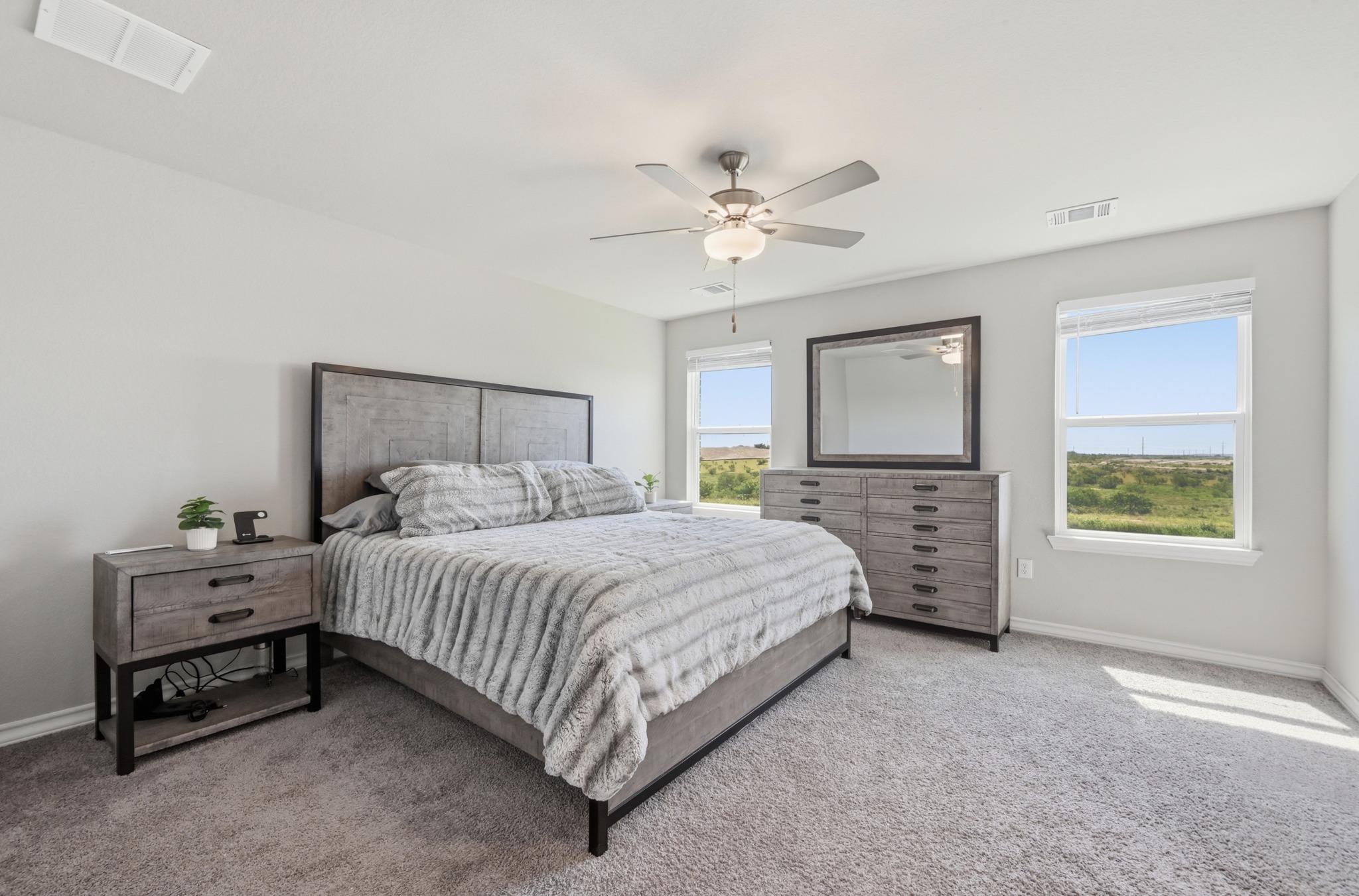 488 Pepperbark Loop Property Photo 18