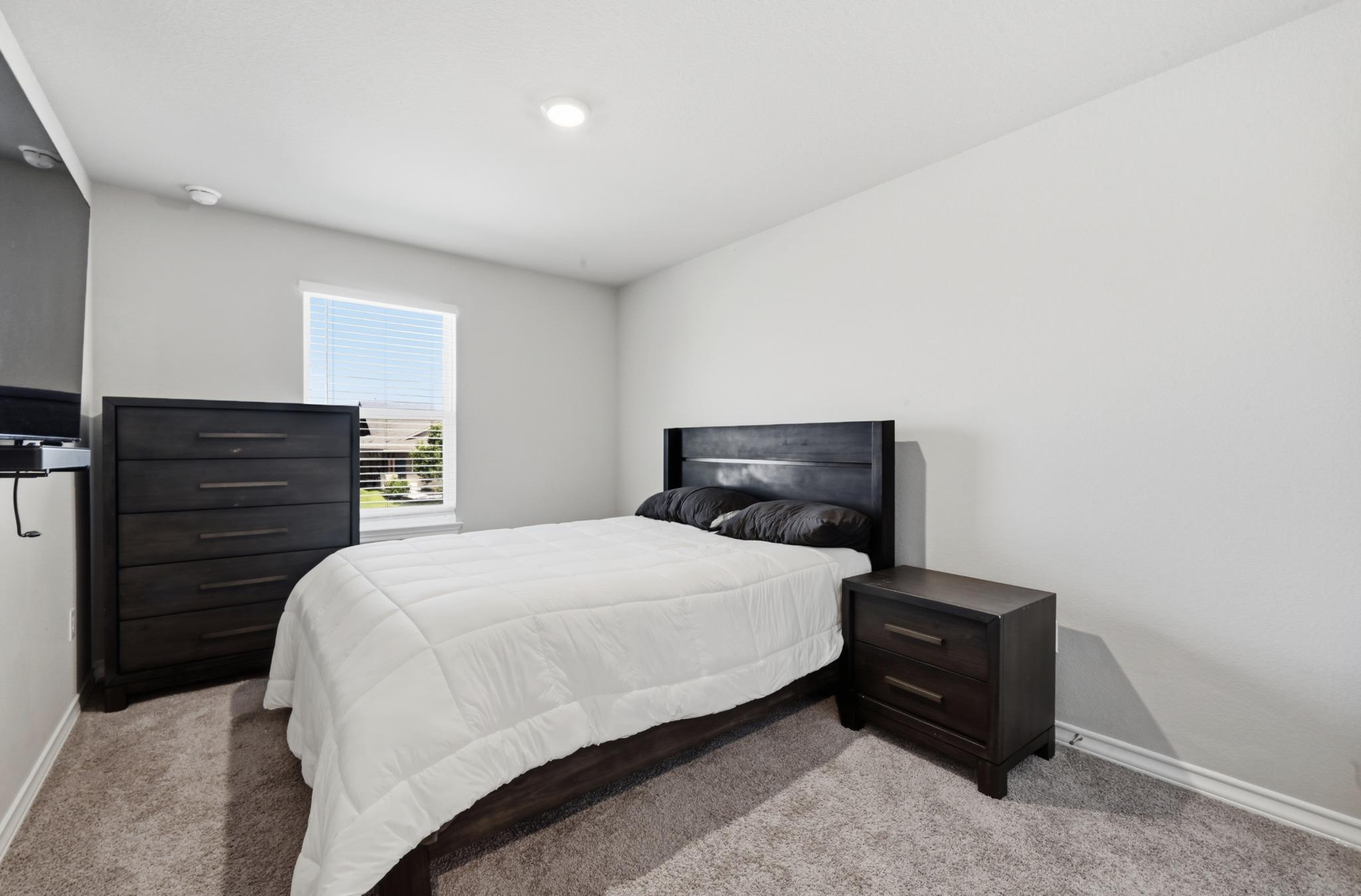 488 Pepperbark Loop Property Photo 22