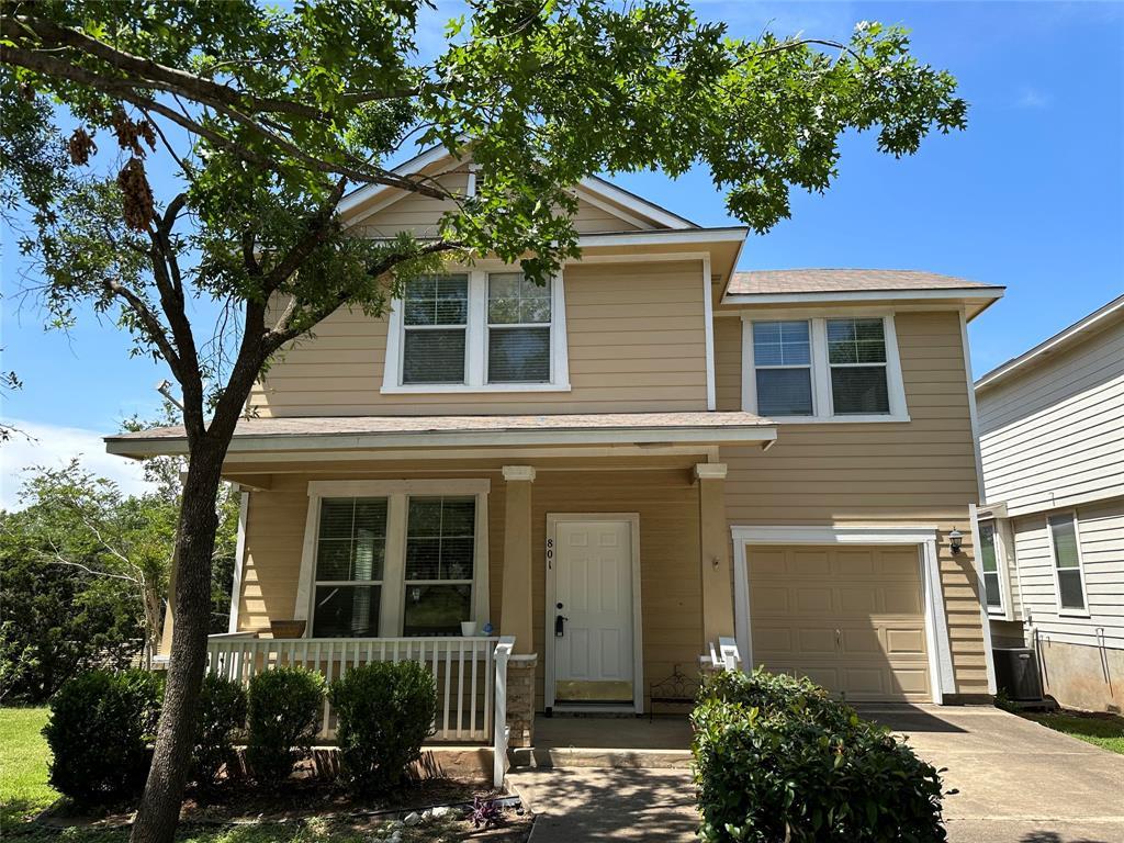 801 Peyton Pl Property Photo