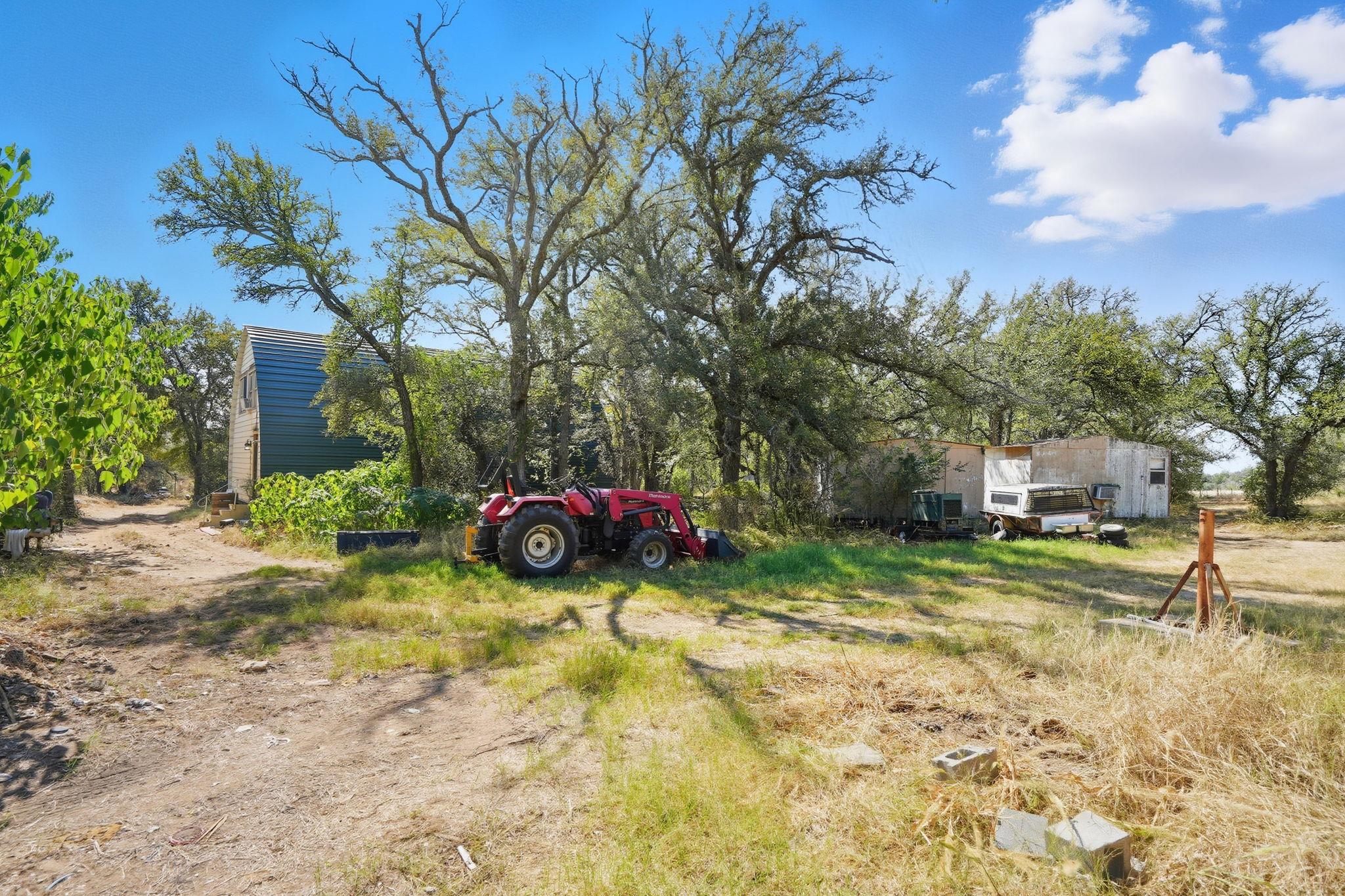 201 Deer Springs Loop Property Photo 4