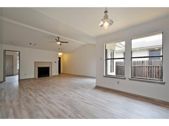 12921 Covington Trl Property Photo 4
