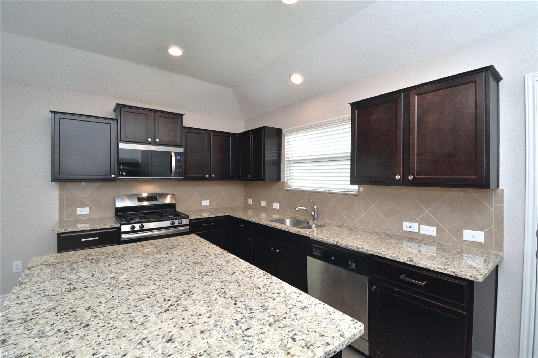 3901 Colorado High Ave Property Photo 4