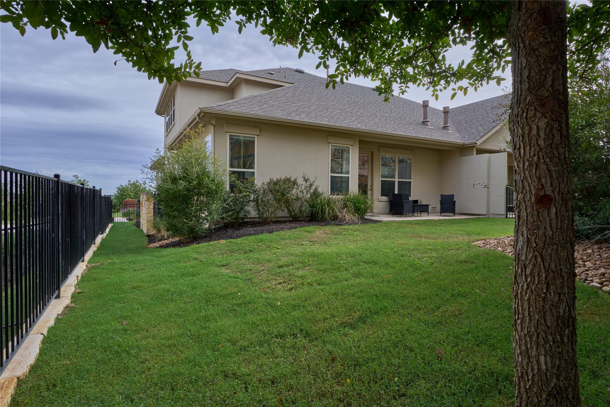105 Beneteau Dr Property Photo 20