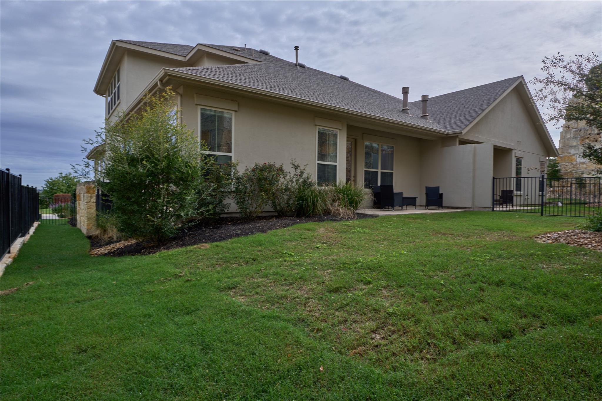 105 Beneteau Dr Property Photo 21