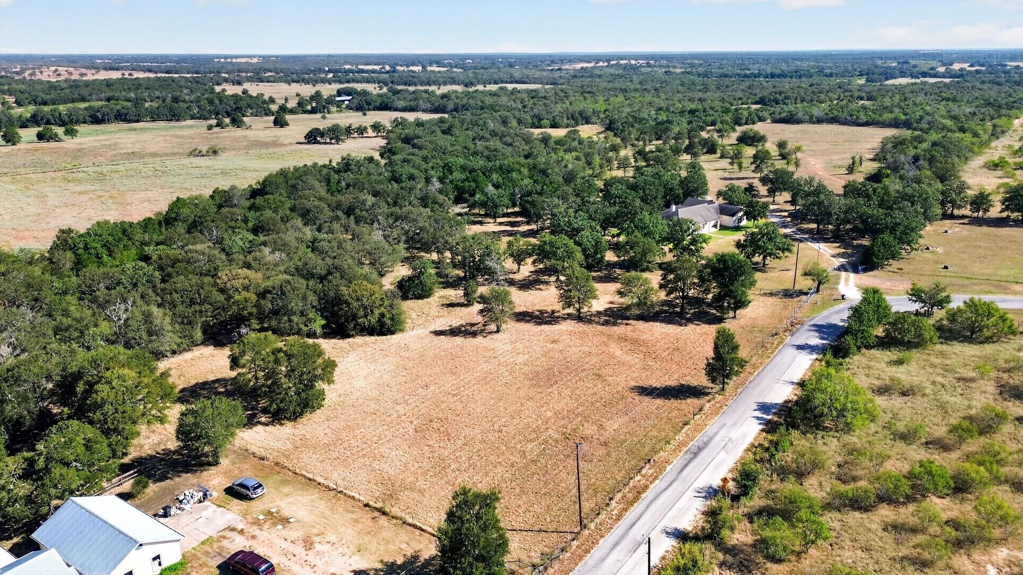 986 High Grove Rd Property Photo 10
