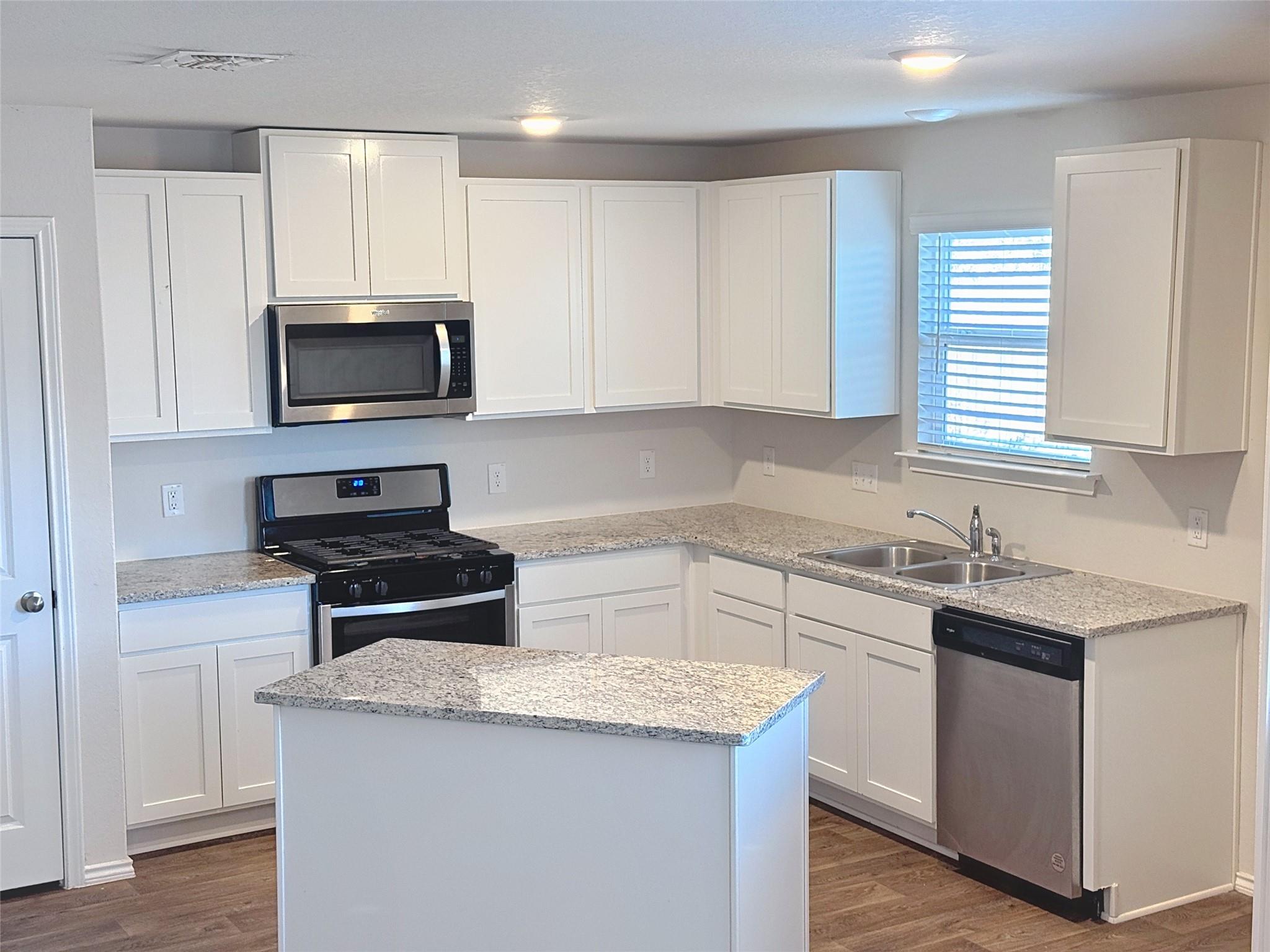15621 Crimson Topaz Property Photo