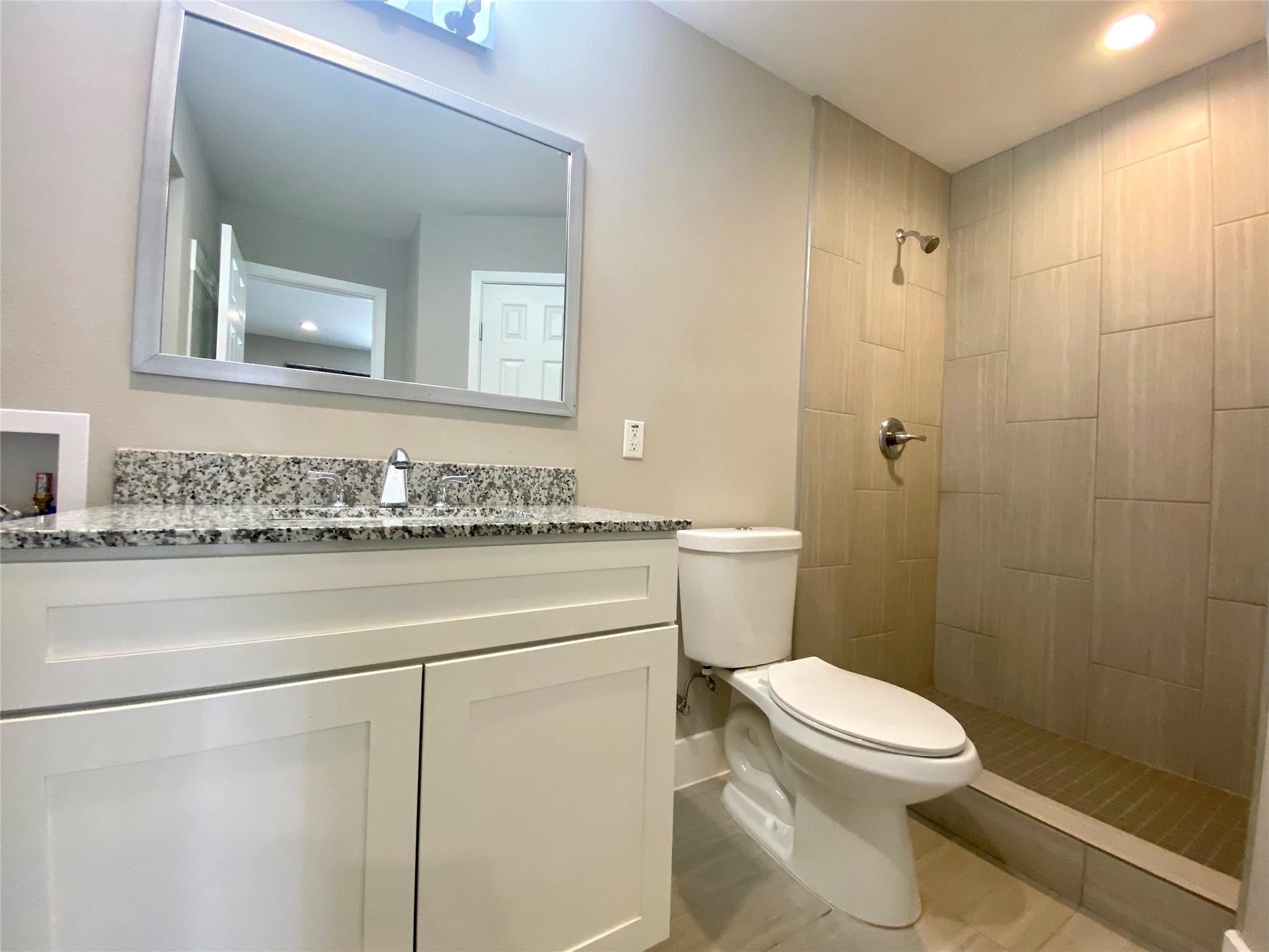 935 La Posada Dr #141 Property Photo 8