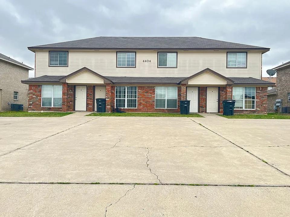 4404 Sylvia Dr B Property Photo
