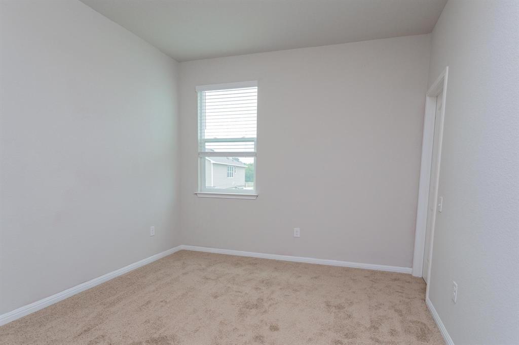 14614 Frankel Loop Property Photo 11