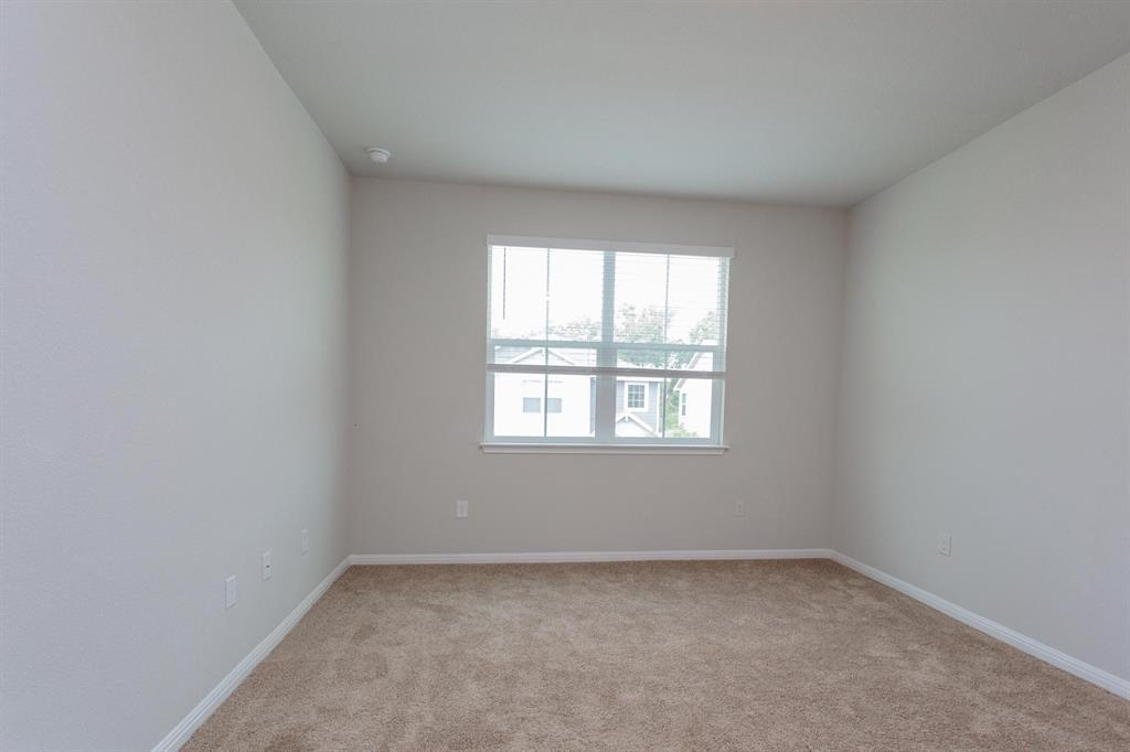 14614 Frankel Loop Property Photo 12