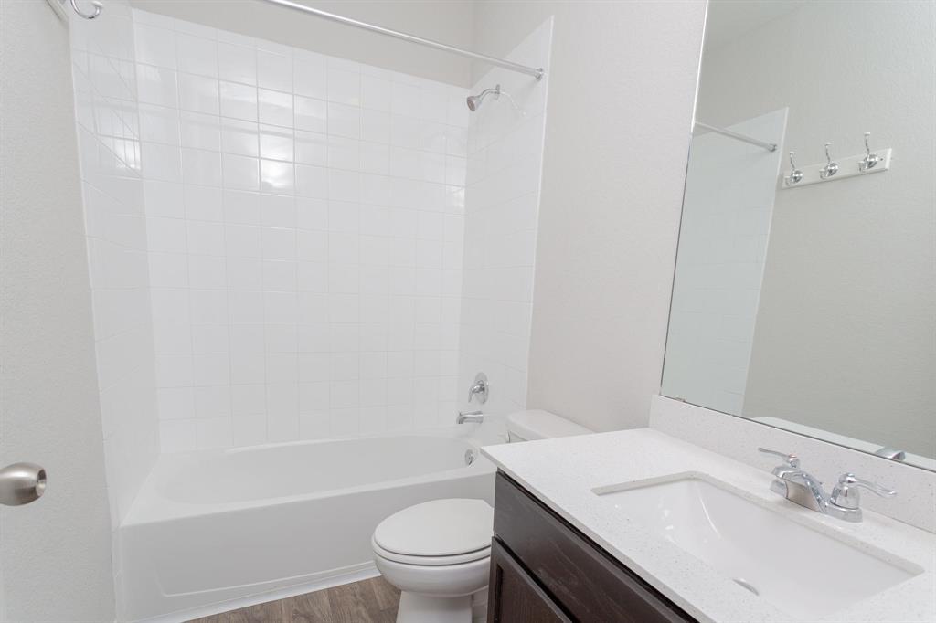 14614 Frankel Loop Property Photo 13
