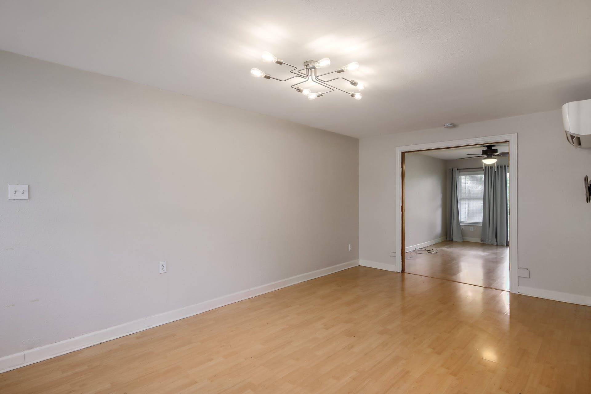 1915 Cullen Ave Property Photo 22
