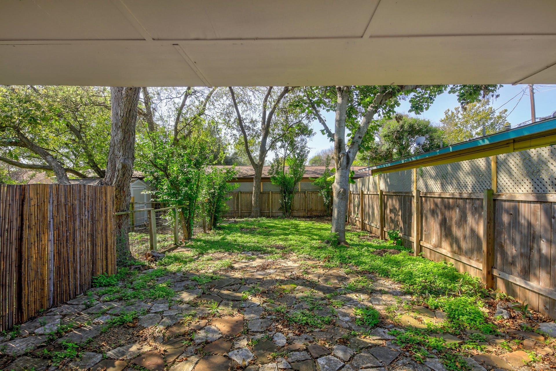 1915 Cullen Ave Property Photo 34