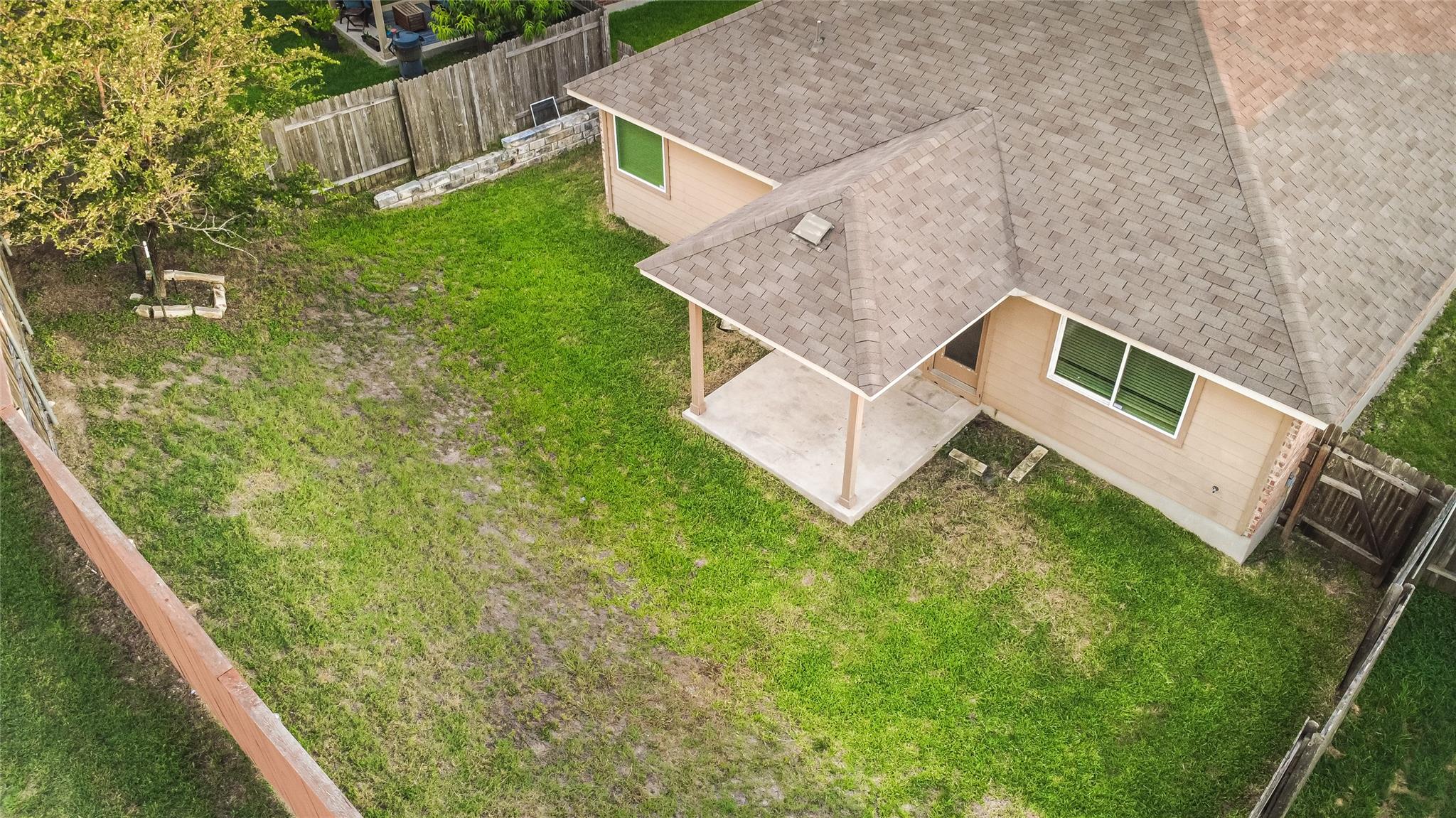 11409 Satchel Dr Property Photo 4