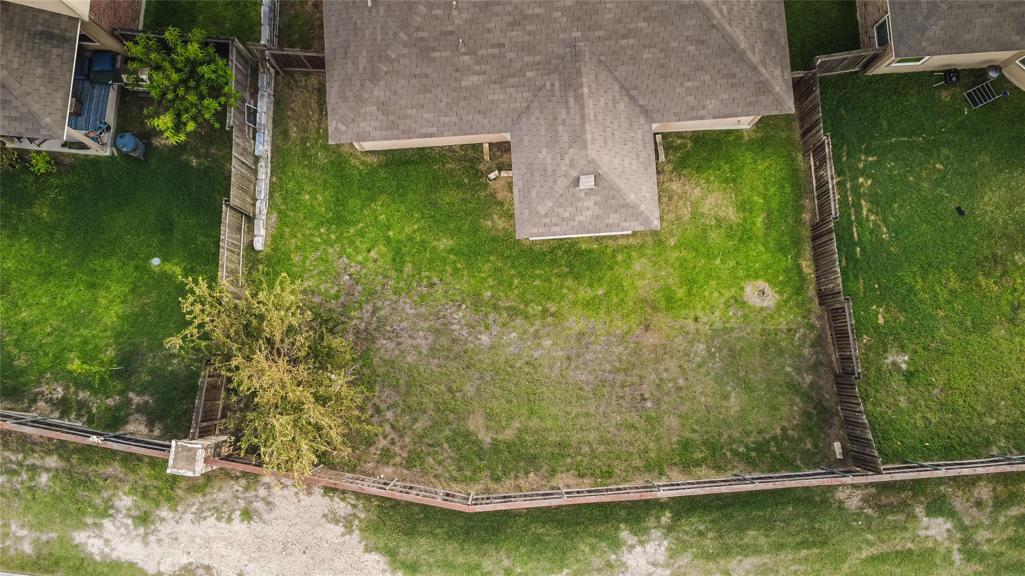 11409 Satchel Dr Property Photo 5