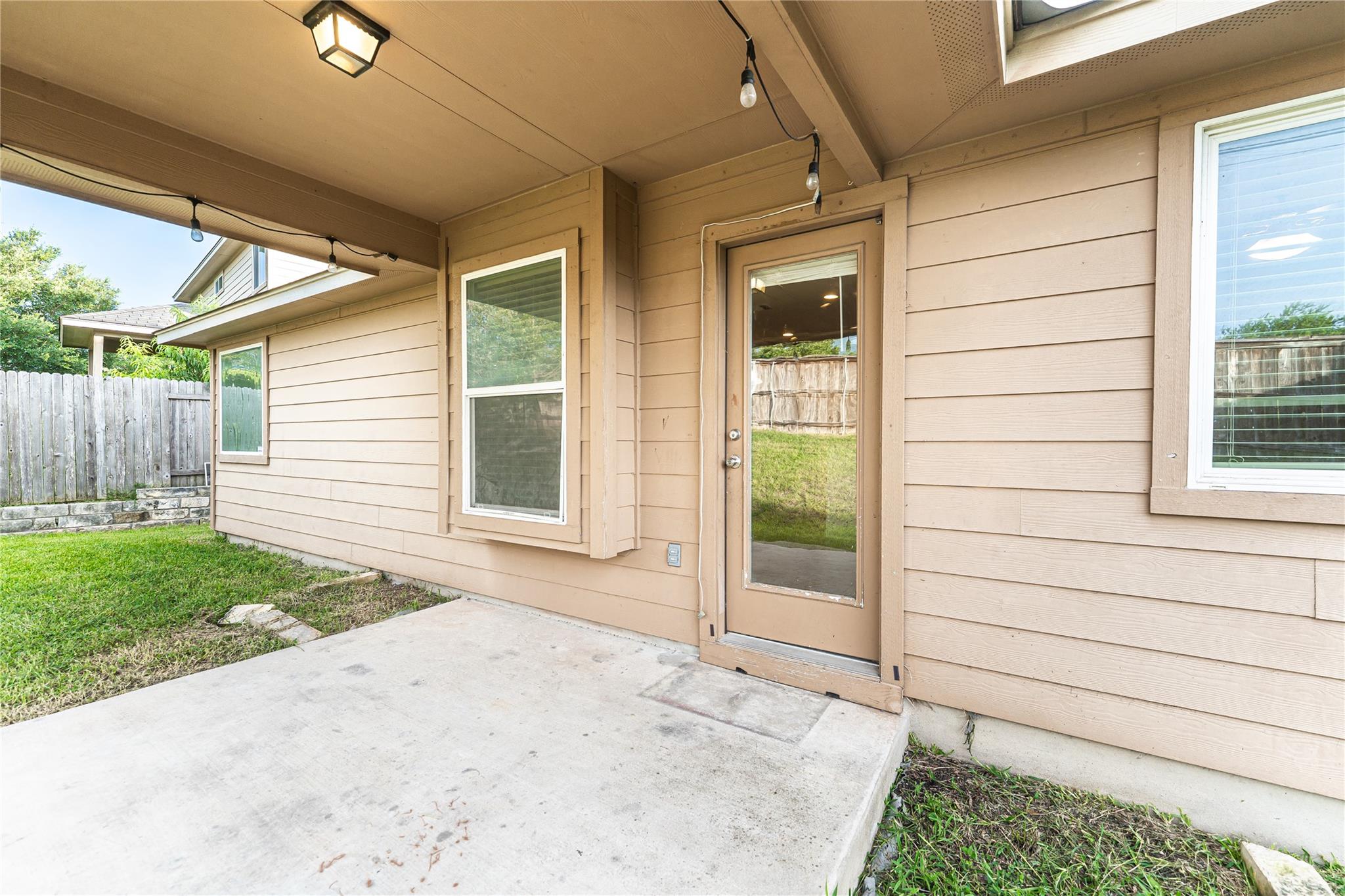11409 Satchel Dr Property Photo 8