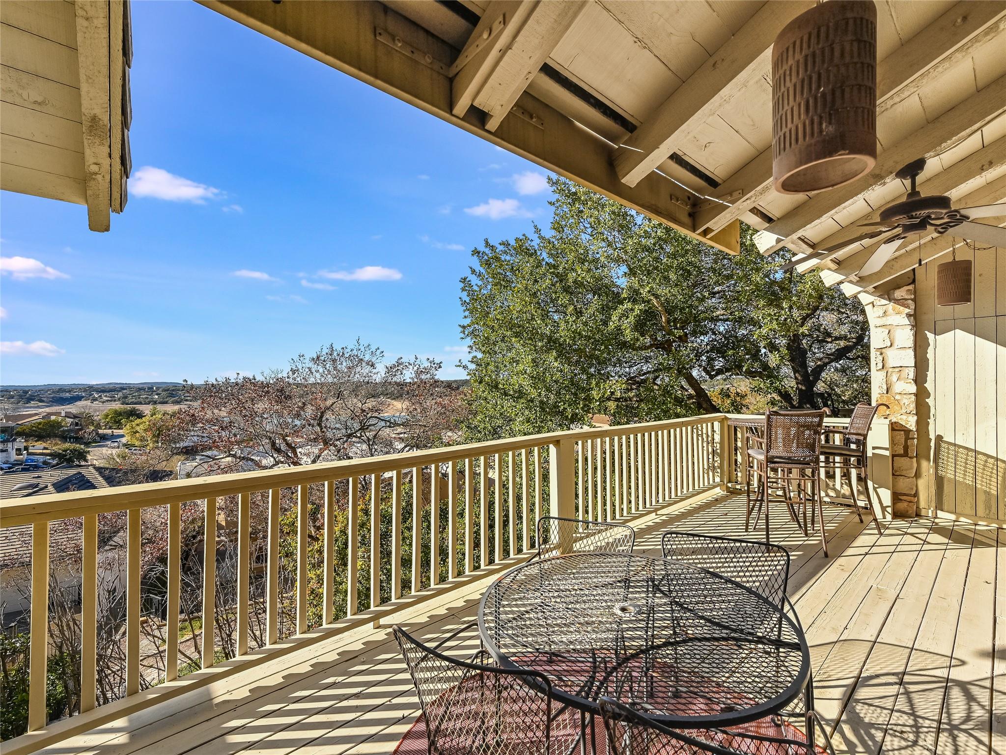 519 Rock Bluff Dr Property Photo 1