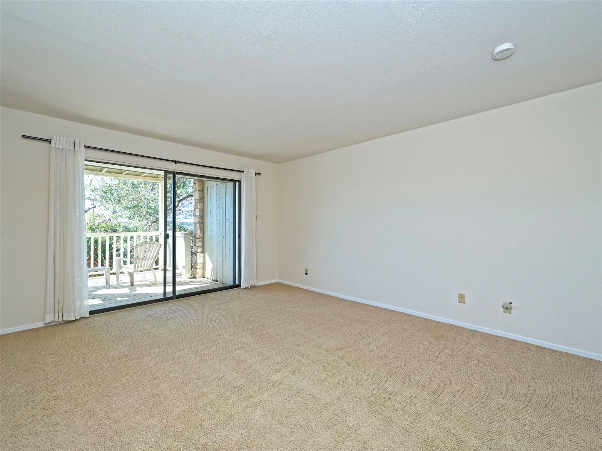 519 Rock Bluff Dr Property Photo 22