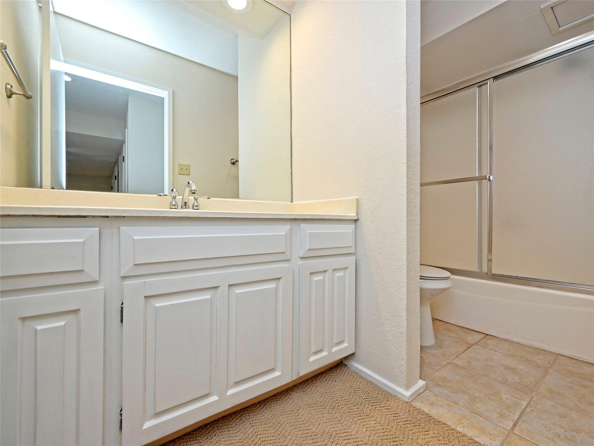 519 Rock Bluff Dr Property Photo 23