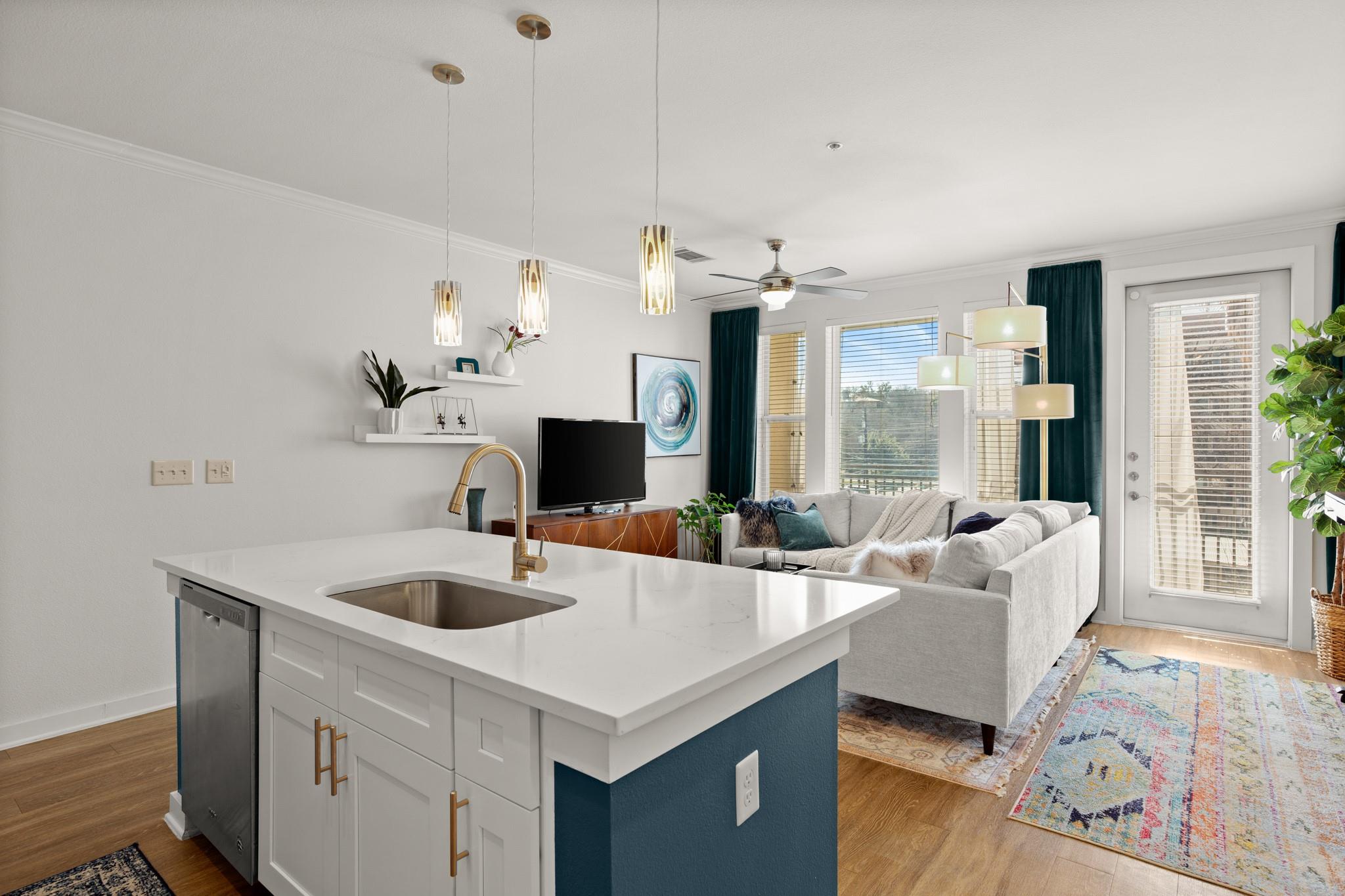 1900 Barton Springs Rd 3038 Property Photo 2